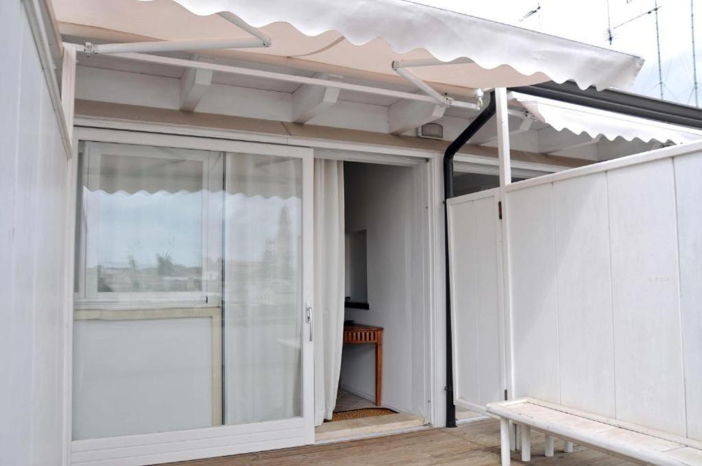 Le Tre Civette Bed & Breakfast Lecce Bagian luar foto