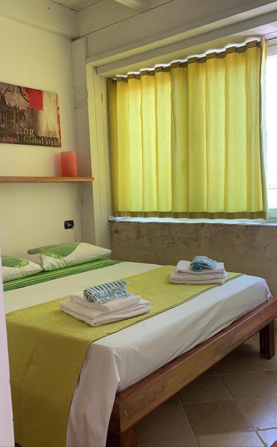 Le Tre Civette Bed & Breakfast Lecce Bagian luar foto