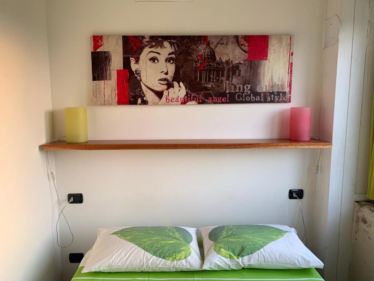 Le Tre Civette Bed & Breakfast Lecce Bagian luar foto