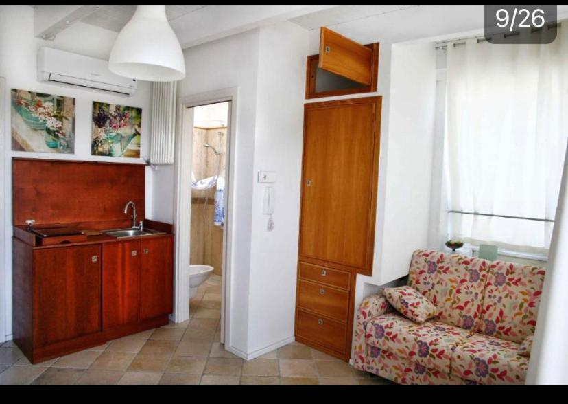 Le Tre Civette Bed & Breakfast Lecce Bagian luar foto