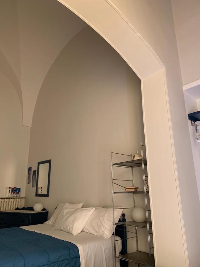 Le Tre Civette Bed & Breakfast Lecce Bagian luar foto